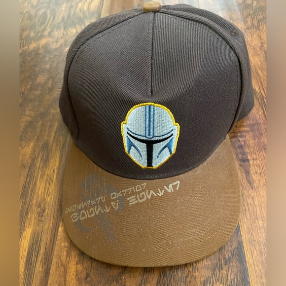 Star Wars The Mandalorian Hat - Picture 1 of 5